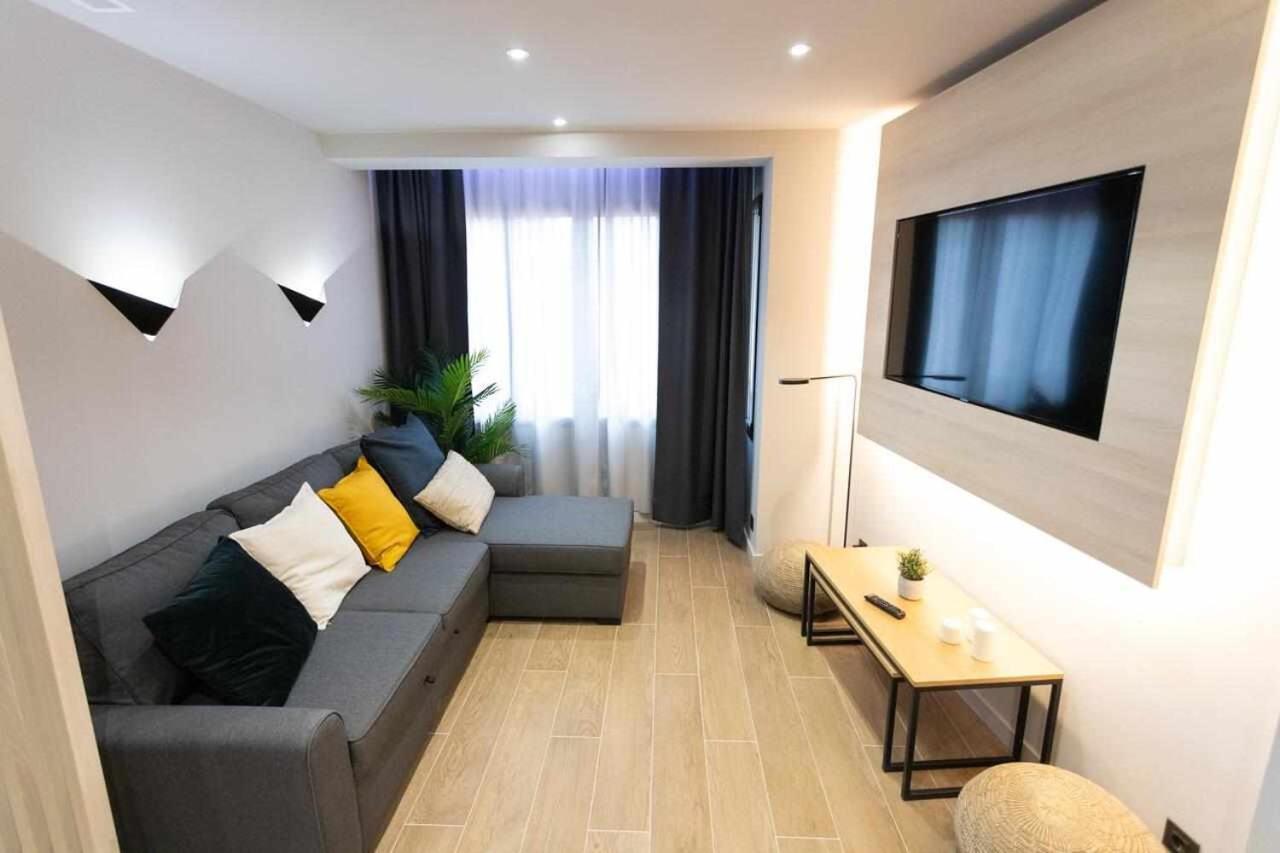Apartamento Milano Living Suites En Vila Real Екстериор снимка